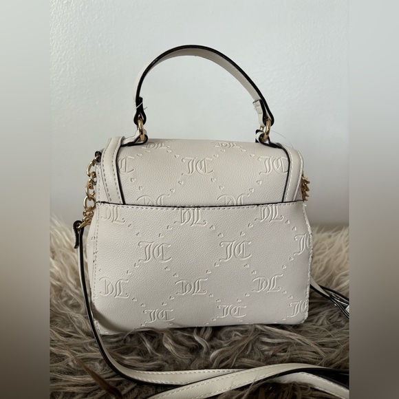JUICY COUTURE Bag Stay in Circle Mini Crossbody - Ivory Cream Angel Deboss NWT - Picture 5 of 11